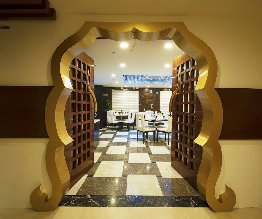 Hotel Taj Princess - Boutique Hotel Delhi  Exteriör bild