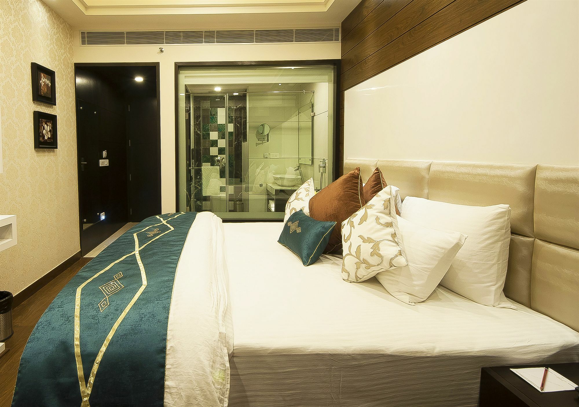 Hotel Taj Princess - Boutique Hotel Delhi  Exteriör bild